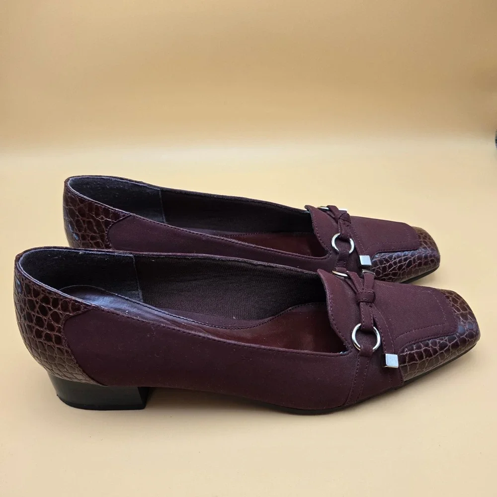 LifeStride Lure Burgundy Faux Croc Square Toe Low Block Heel Pumps Mens 8N